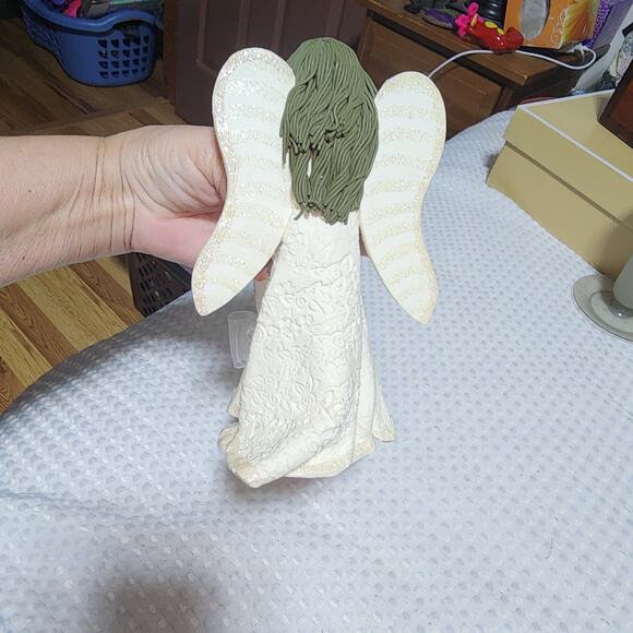 CHERISHED MEMORIES EUC KNEEDED ANGELS VINTAGE FIGURINE - Picture 6 of 9